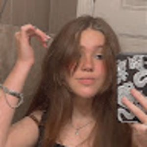 Meet your Posher, Esmee